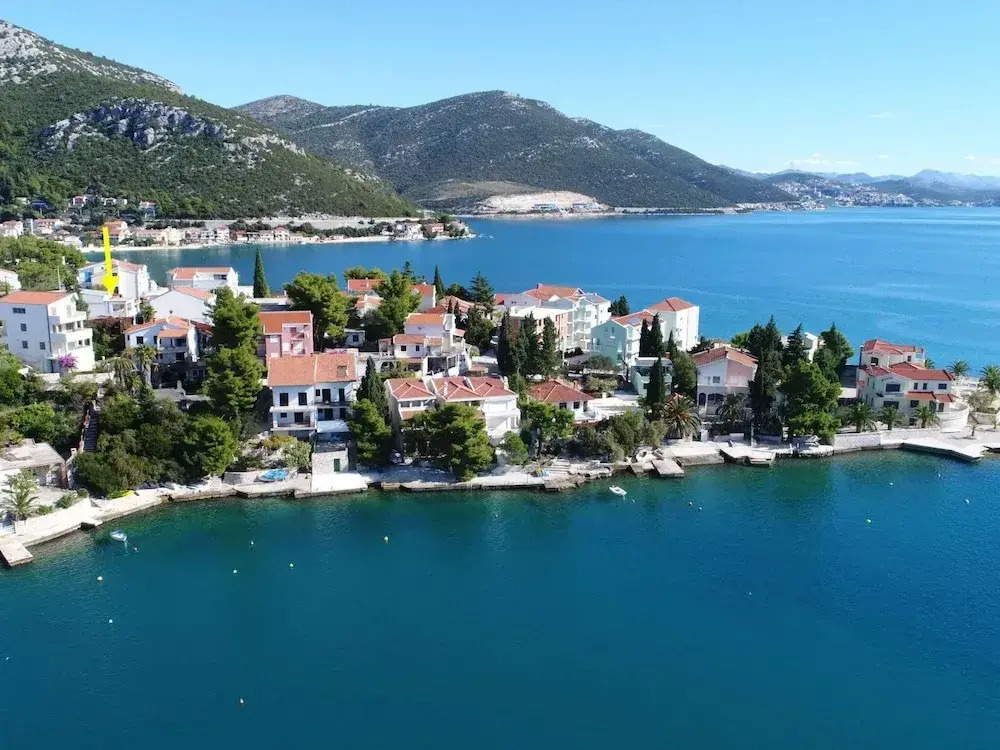Apartments Mediterranean House - Two Bedroom Apartment With Terrace
