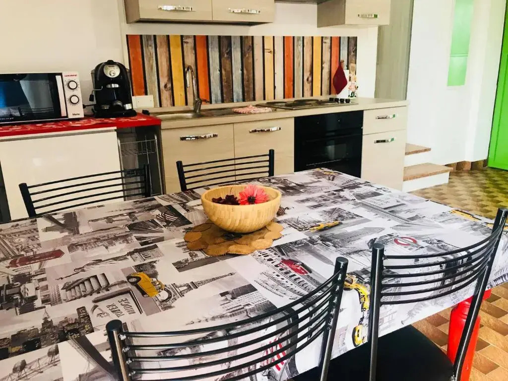 Cris Apartments