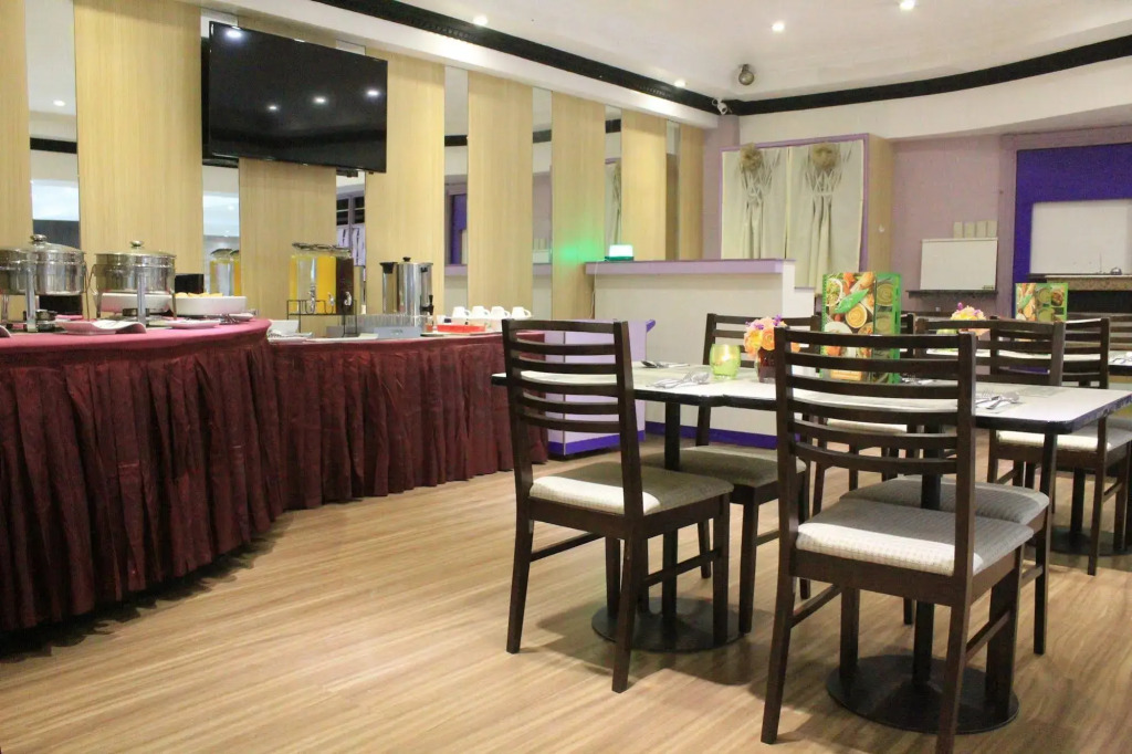 Executive Hotel