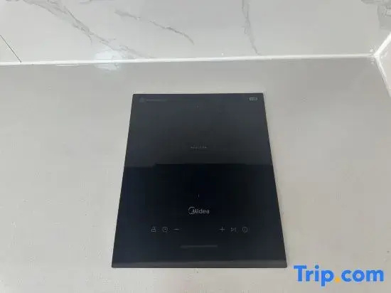Yulong YunShe YOSO Homestay (Wenbin Real Estate Business Center)