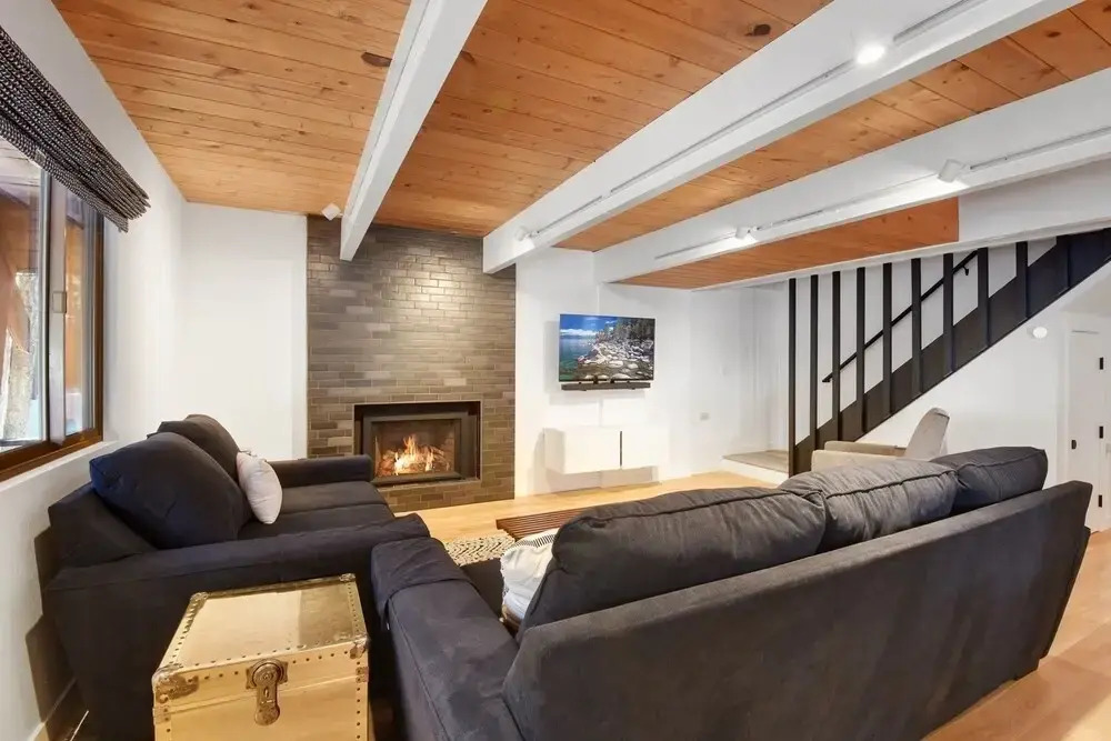 Timberline Cabin - Hot Tub 3 Bedroom Cabin by Redawning