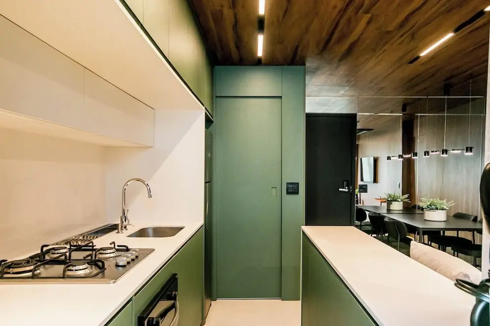 Apartamento Climatizado com Garagem em Alphaville