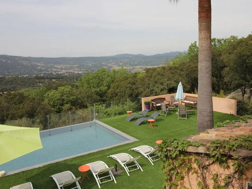 Spacious Villa in Plan de la Tour With Swimming Pool