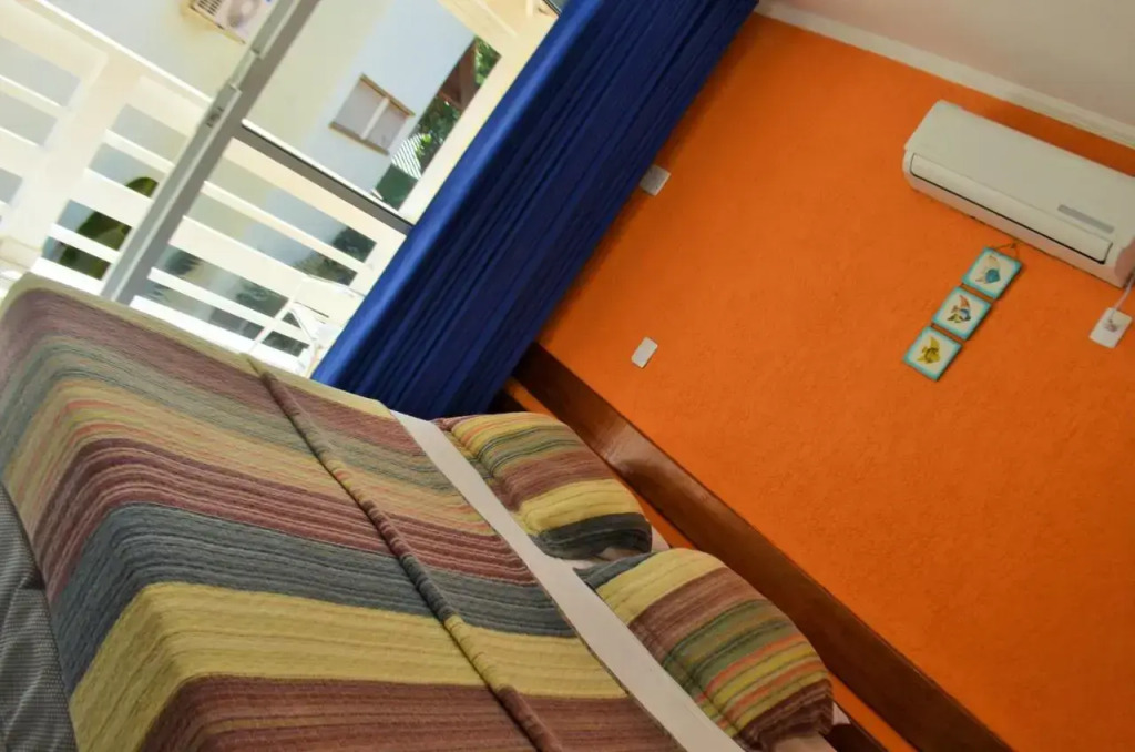 Maresias Hostel & Suites