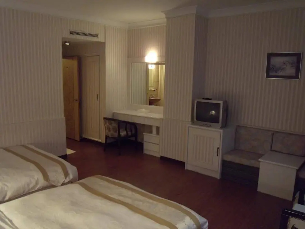 Hotel Chung Shan