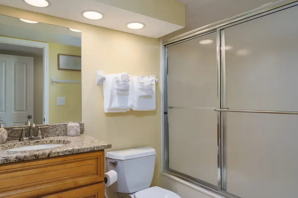 Immaculate Gated Community Condo - Just Across The Street From The Beach! 2 Bedroom Condo by RedAwning