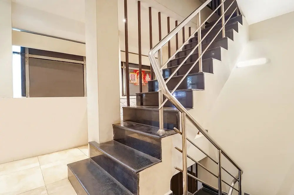 Fabhotel Karpagam