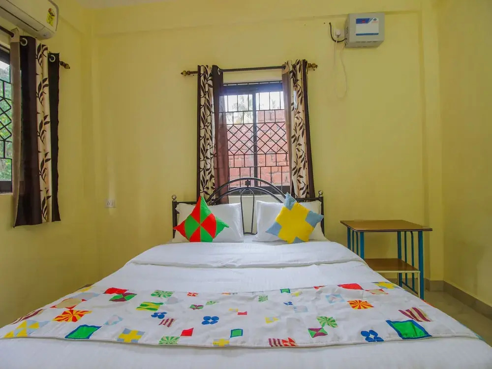 OYO 15489 Home Field View 1BHK Calangute