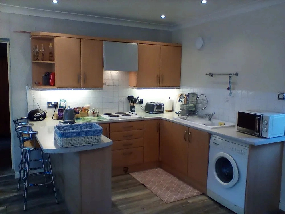 Charming 1 Bedroom Apartment and Double Sofabed in Milton Keynes