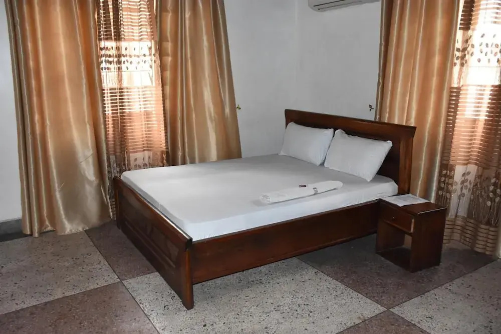Kituri Royal Annex