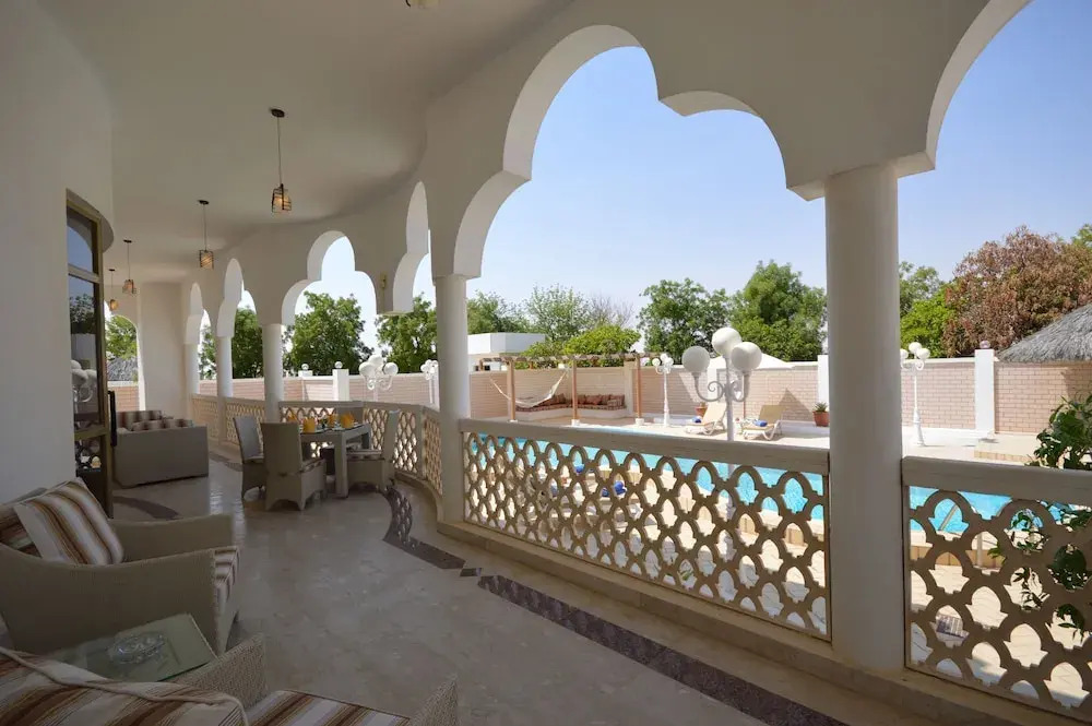 Отель Liwa