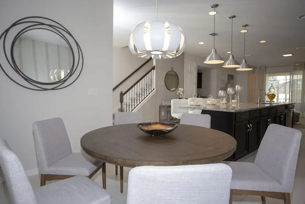 1596 Solara Resort 61820/62201