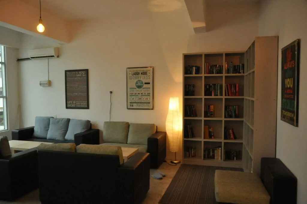 Bed and Bike Backpacker Studio - Hostel