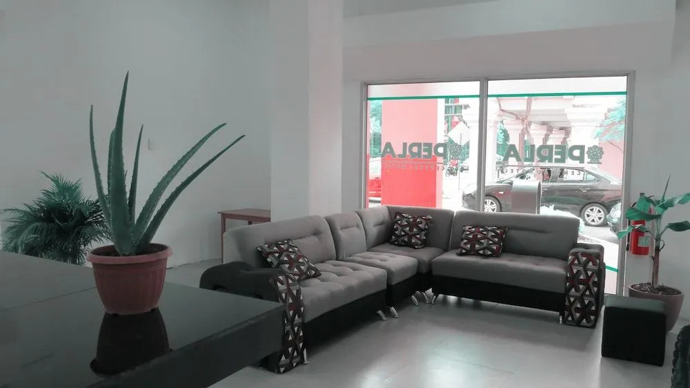 Perla Central Hotel
