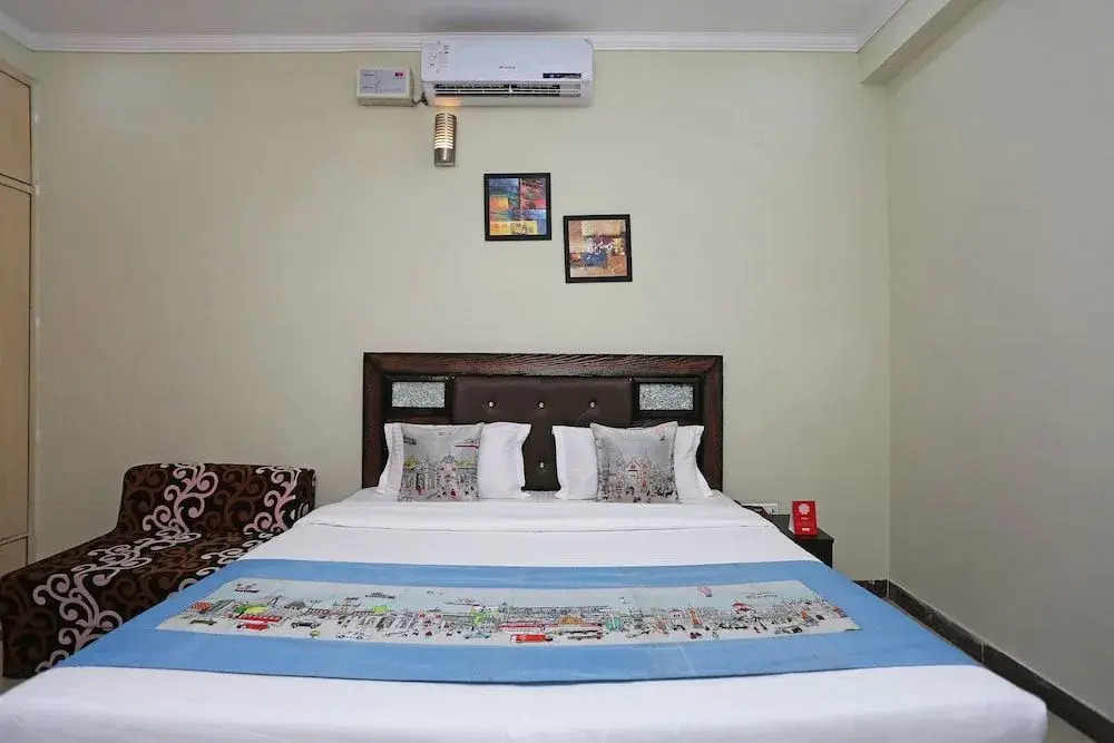 OYO 9274 Homey Stay Suites