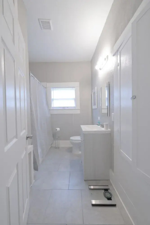Lovely Laurel-Two Units Sleeps 10