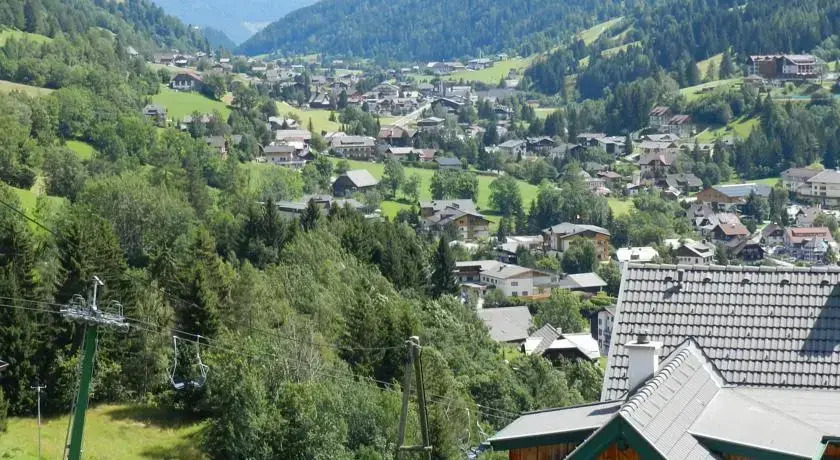 Haus Holly