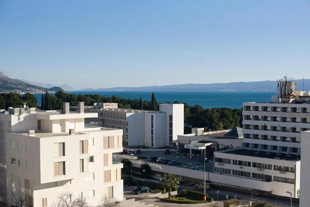 Sea view apartment EMA