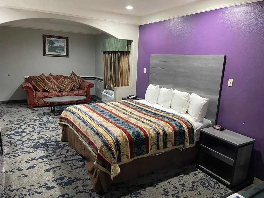 Scottish Inn and Suites Alvin