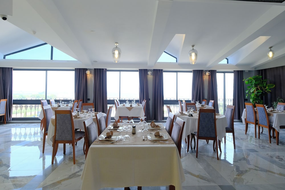 hotel baba aroudj