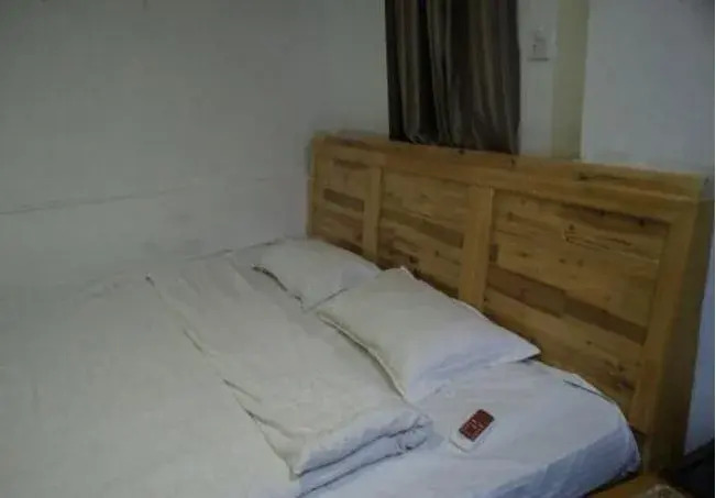 Qufu Ruiyuan Business Inn