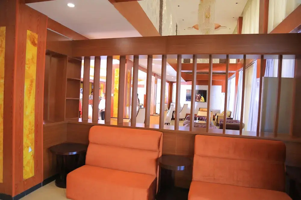Sunland International Hotel