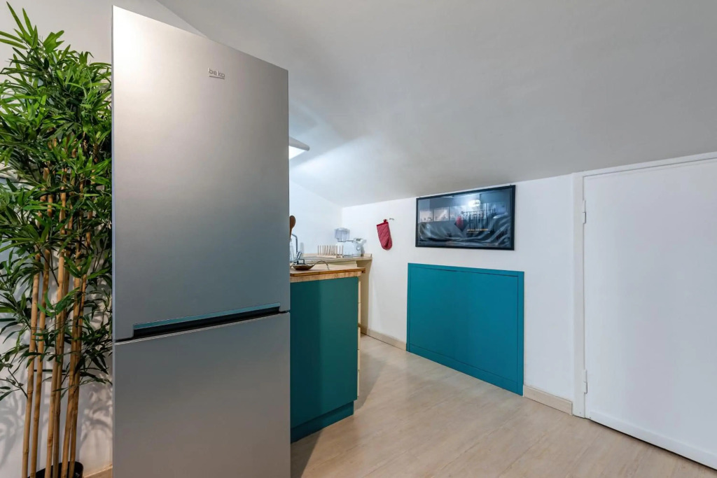 IREX Trevi Fountain Penthouse