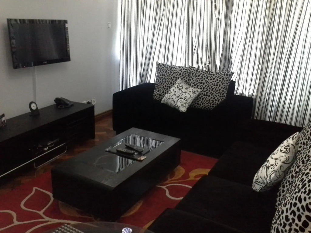 Meltonia Luxury Suites