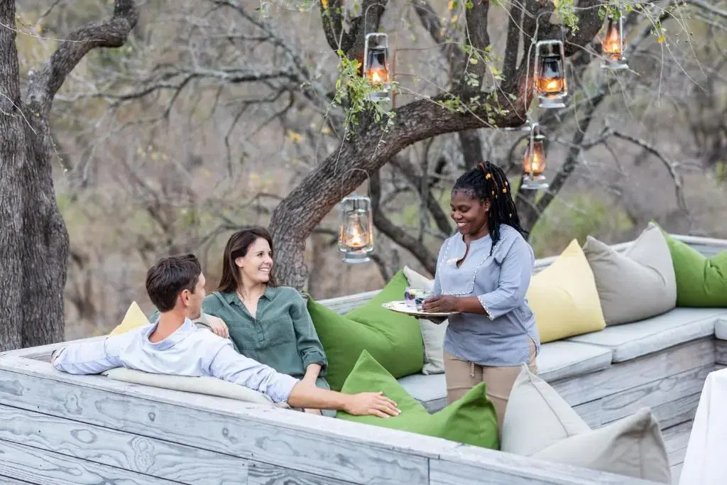 Thornybush Simbambili Lodge