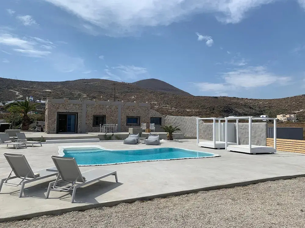 Villa Beltramo Santorini 2 bedroom private pool villa