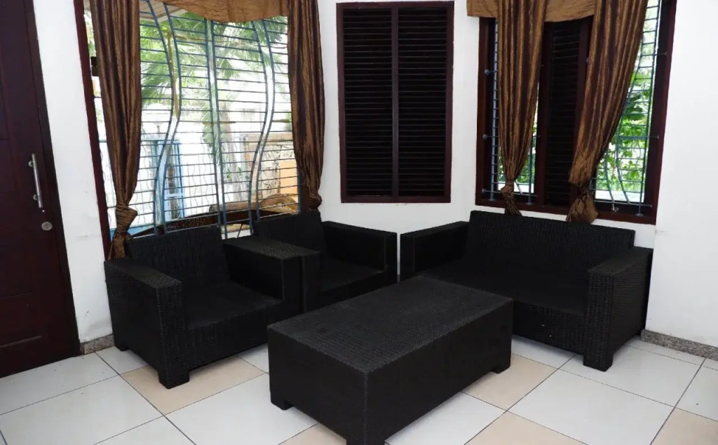 OYO 381 House of Blessing Guest House