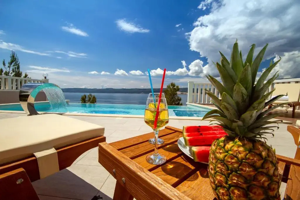 Villa MIRNA with heated pool & whirlpool, traditional wine bar, 150m from sea