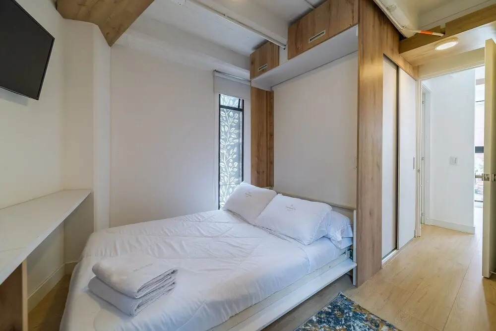 Anima 57(No Front Desk Contact To Property In Advance)