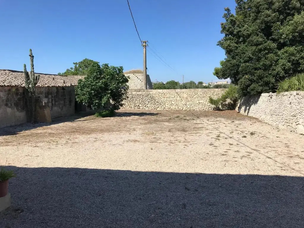 Masseria Pesanei