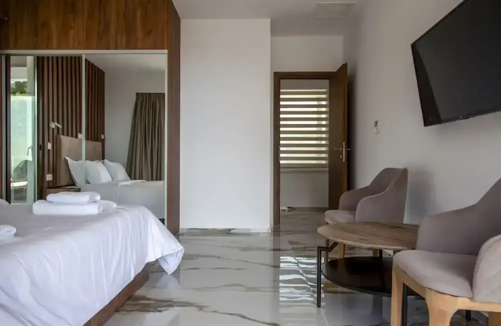 Zavia Apartment 2B
