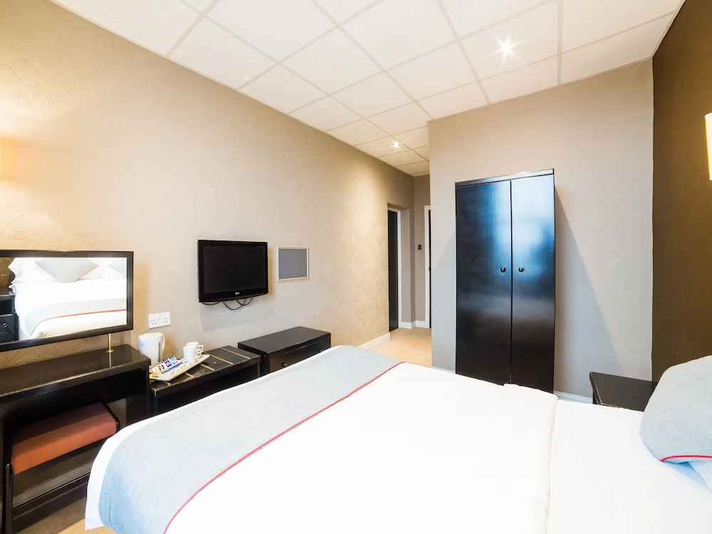 OYO Hotel Majestic