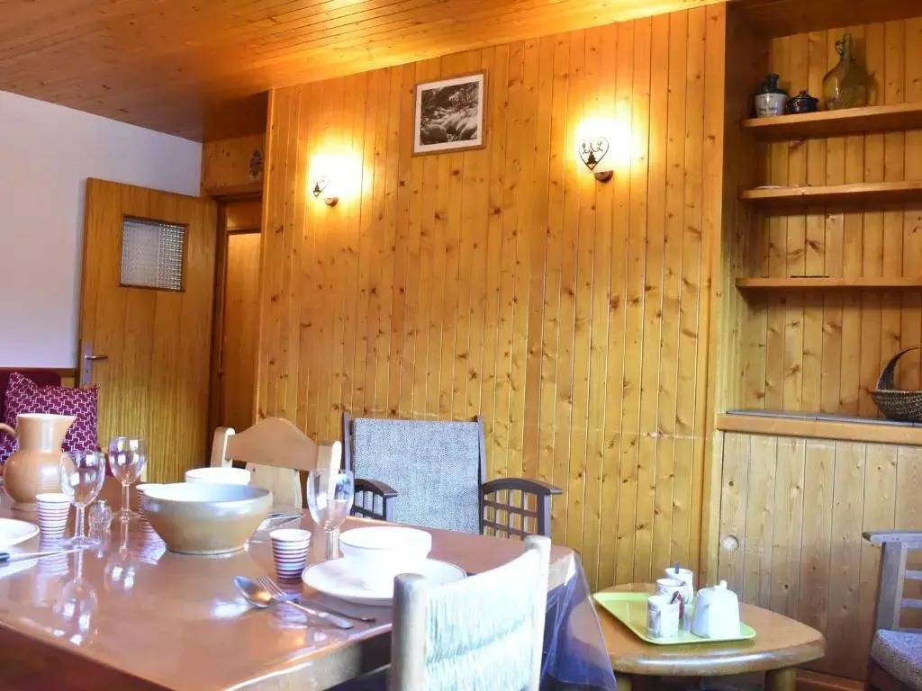 Appartement Méribel, 3 pièces, 6 personnes - FR-1-180-160