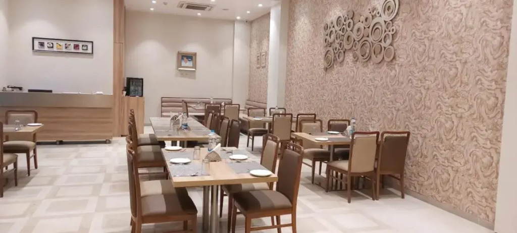 Click Hotel Bhuj
