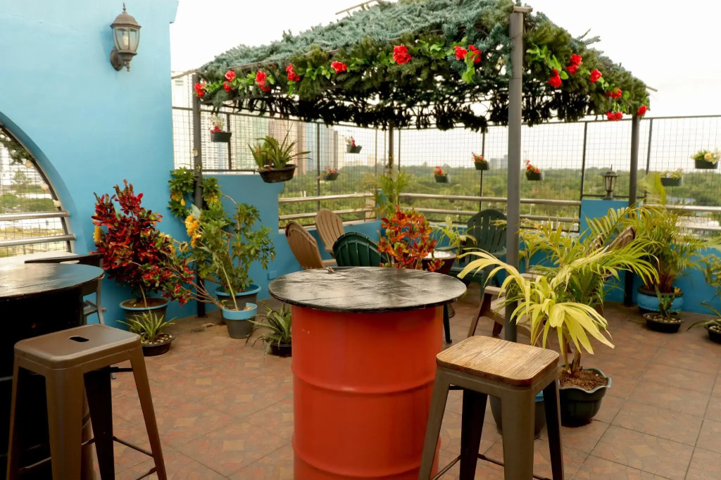 The Fort Budget Hotel- Bonifacio Global City