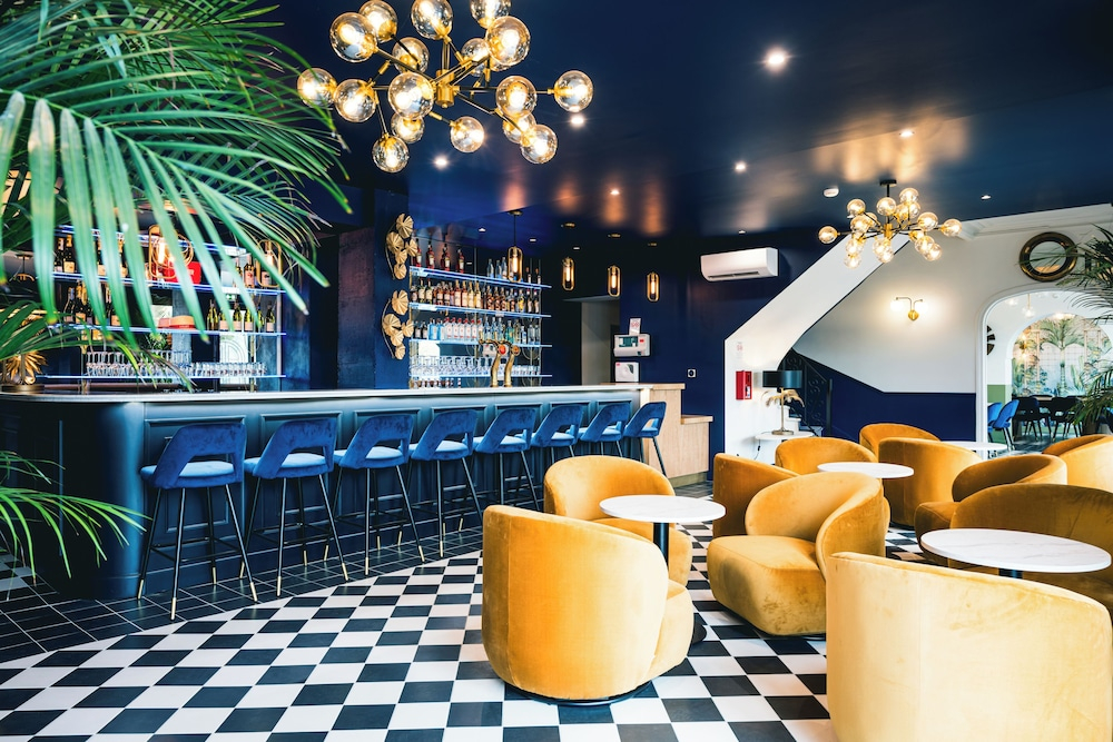 Hotel SaintChristophe Houdan