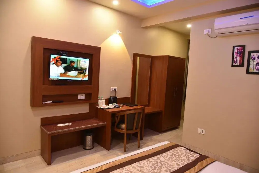 Hotel Mamta International