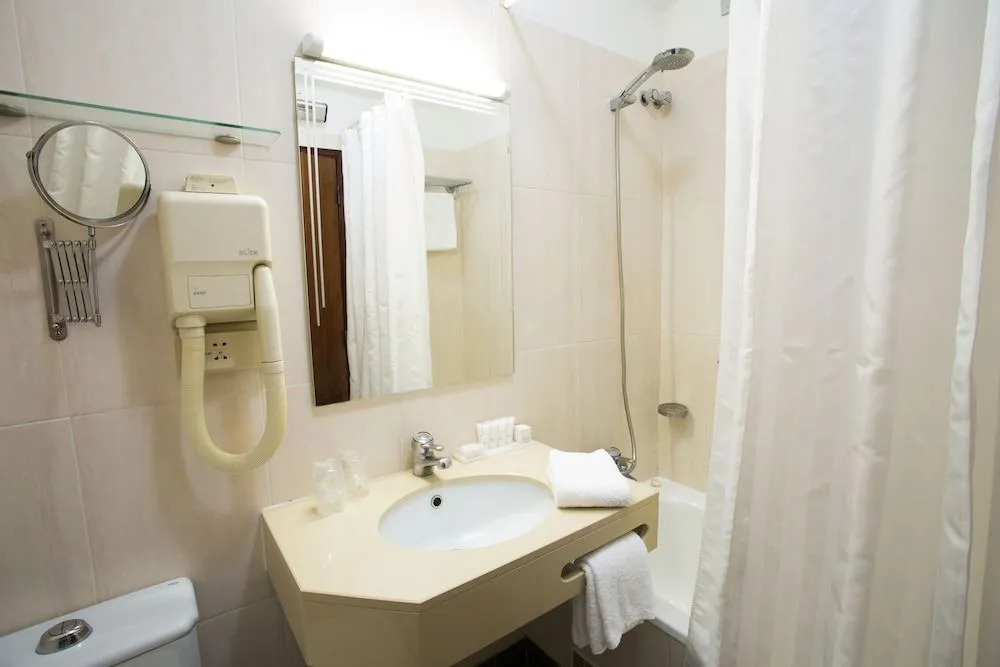 Hotel Solaris