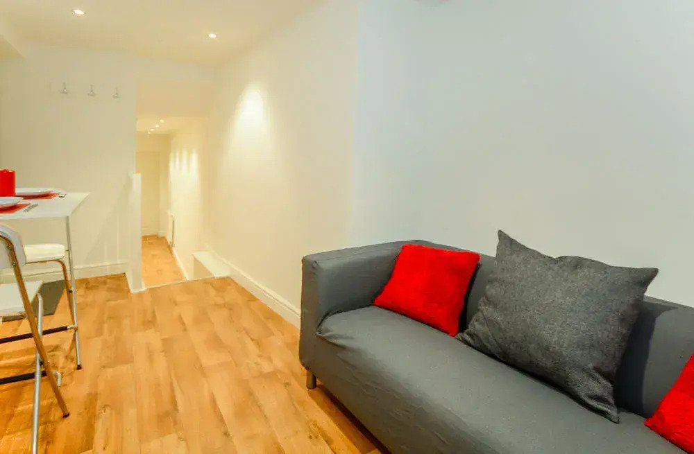 Flat 1 Front Street