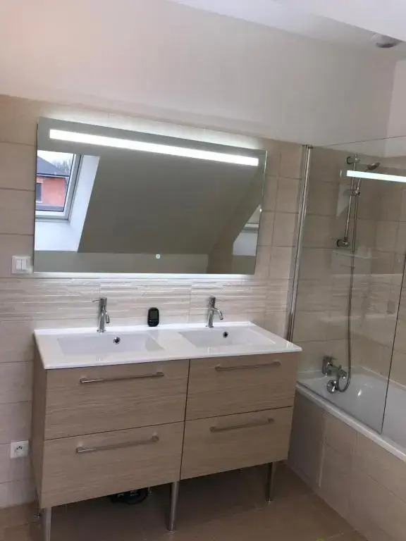Chambre 2 personnes, lit double