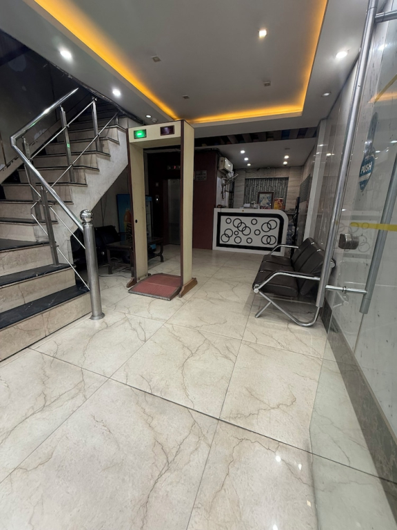 Hotel Om international