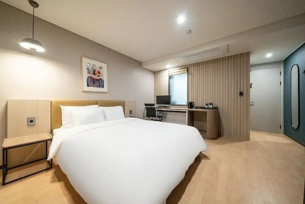 Hound Hotel Songtan