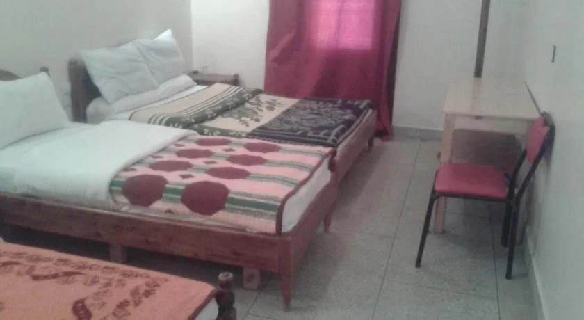Hotel Almanader
