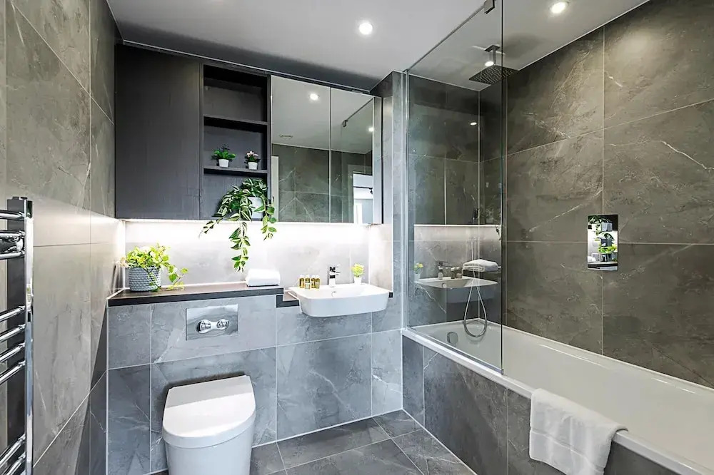 Luxurious West London Apartment