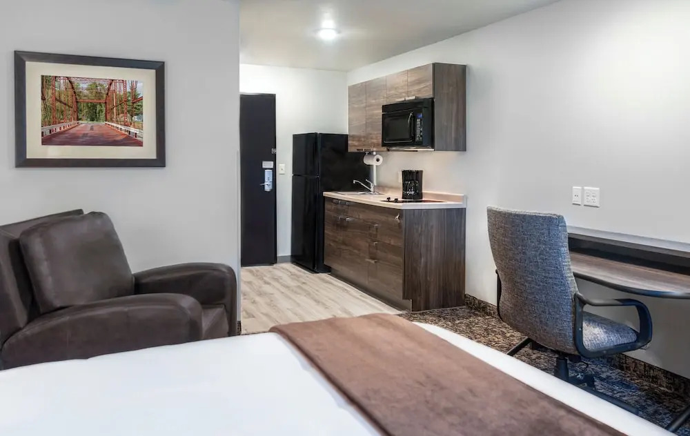My Place Hotel-Redding, CA