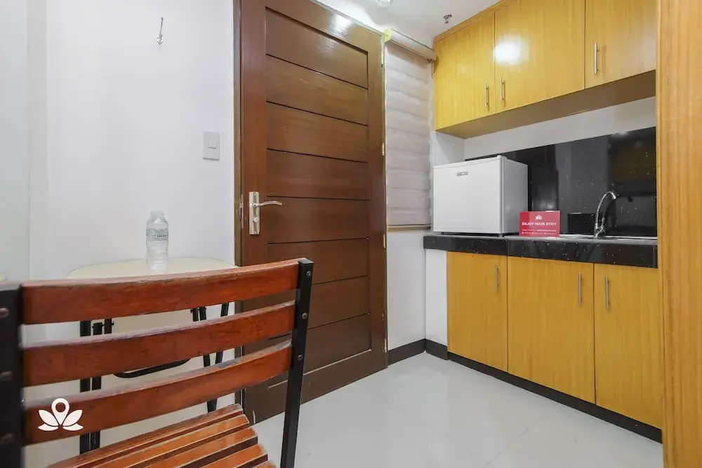 ZEN Rooms Time Travellers Makati